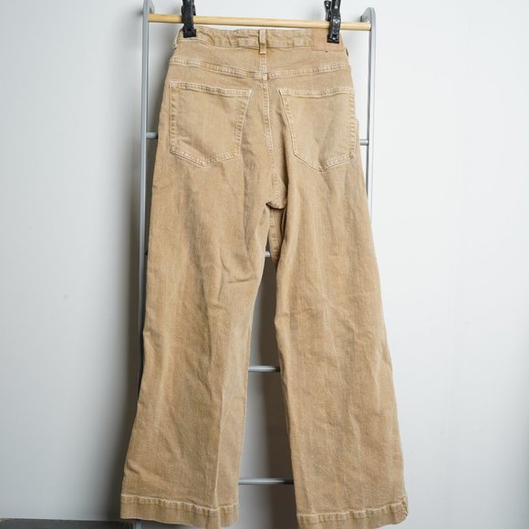 Sand colored denim, come on! - Picture 2 of 2